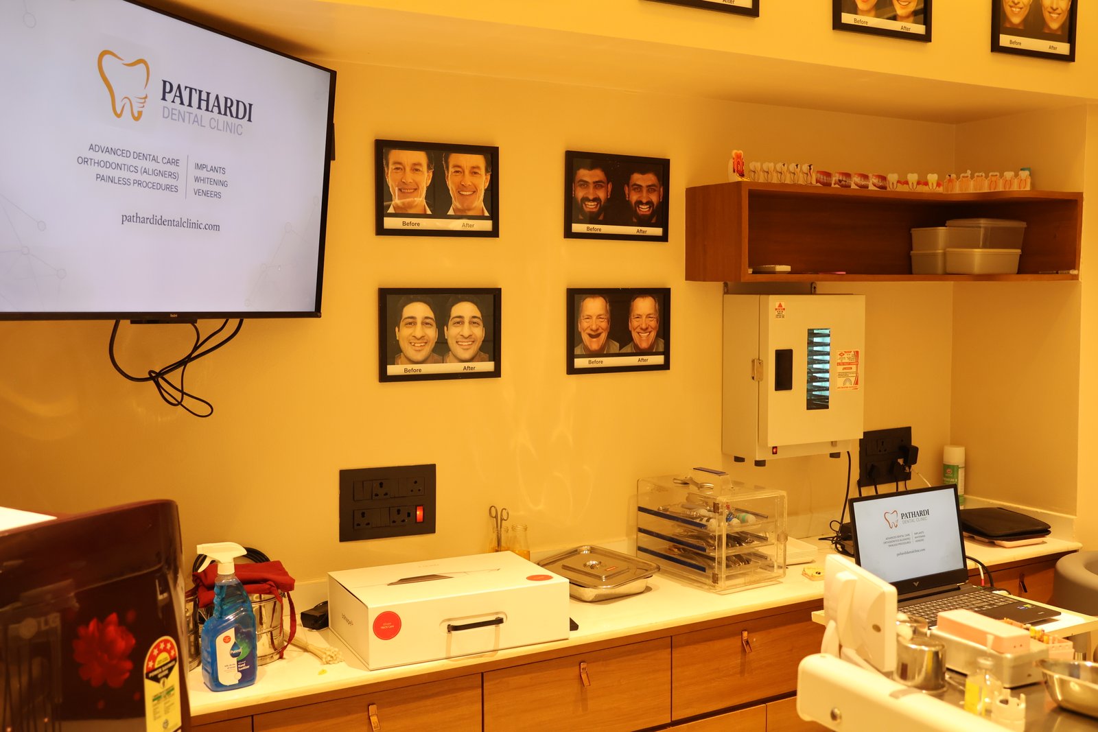 Klaas - Dentist website Webflow template